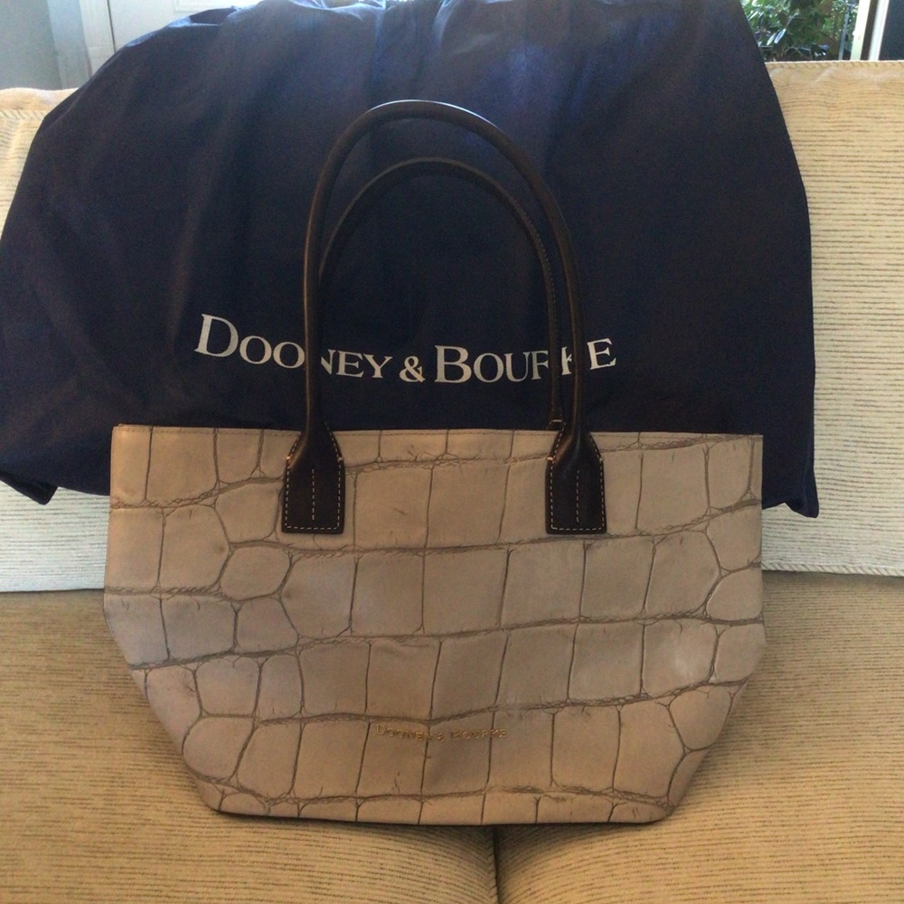 Dooney & Bourke giraffe print handbag purse white genuine leather new!